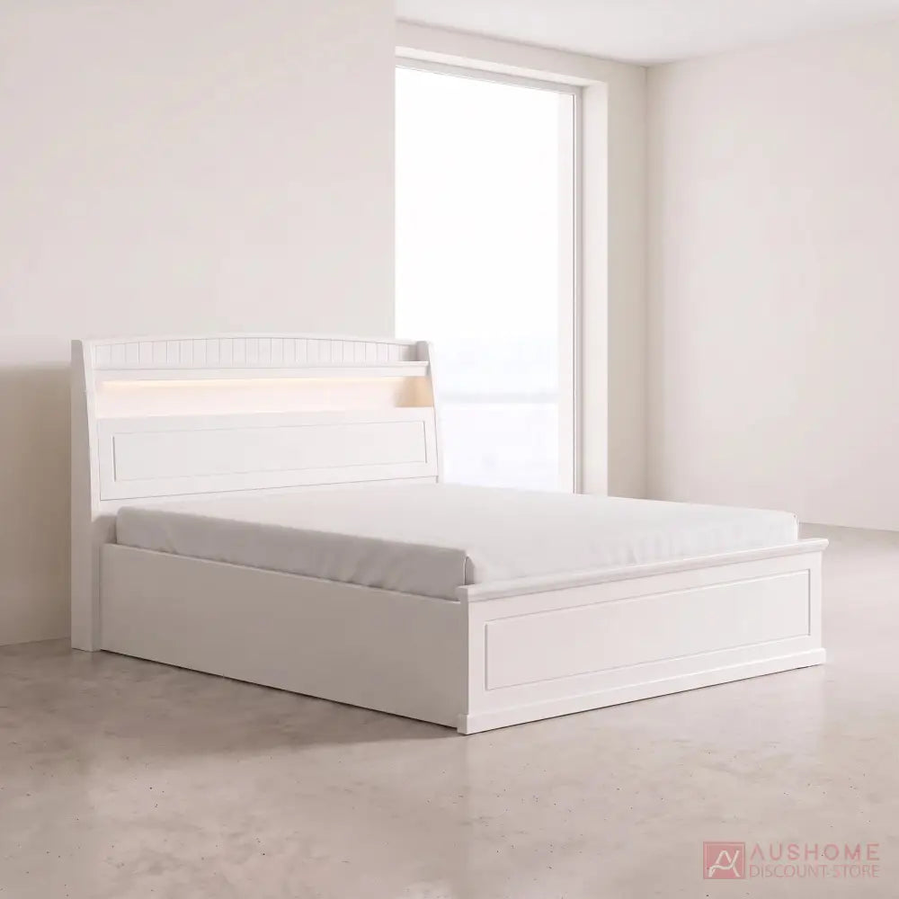 Vanilla bed head with LED reading light and 3 brightness levels