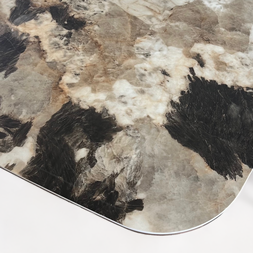 MORIKO Dining Table