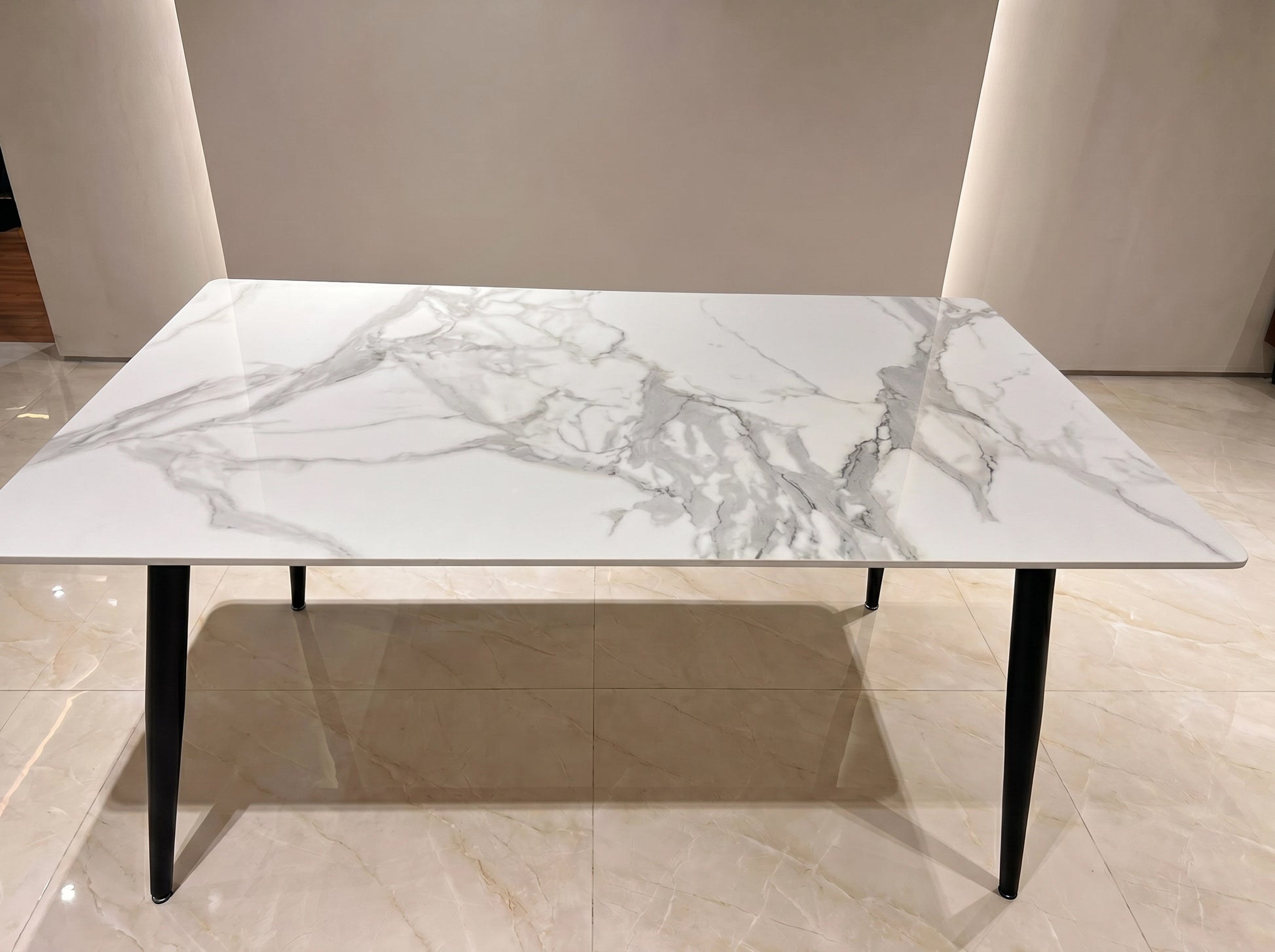 Super 95 dining table set with white marble-look ceramic tabletop and six Zara dining chairs